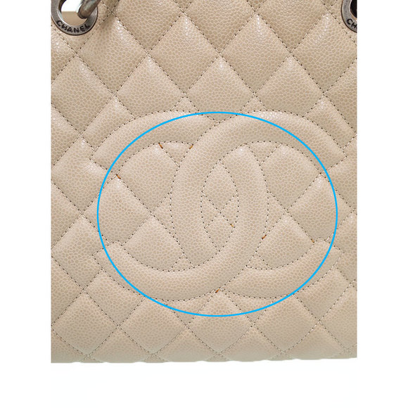 Chanel Matelasse Quilted Chain Tote Bag - Picture 5 of 9